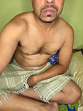 Snapshot of BindaasBong chatting on October 26, 2025, 6:19 pm BindaasBong online show from October 26, 2025, 6:19 pm