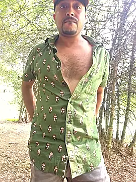 Snapshot of BindaasBong chatting on October 19, 2025, 6:49 am BindaasBong online show from October 19, 2025, 6:49 am