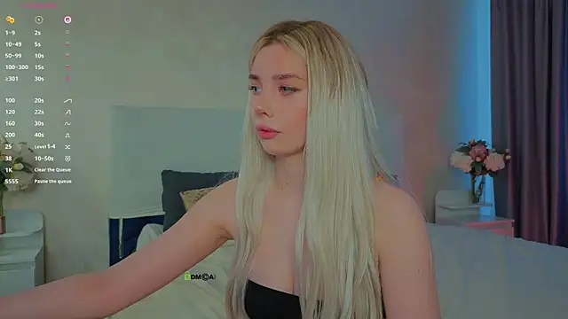 sophielov online show from June 15, 2026, 1:22 pm