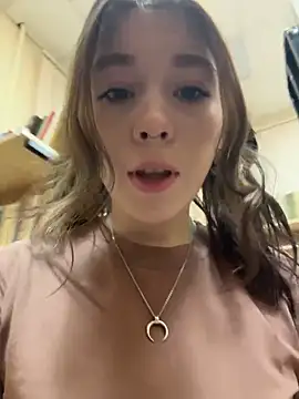 Snapshot of Mimiumuy chatting on December 2, 2025, 6:09 pm Mimiumuy online show from December 2, 2025, 6:09 pm