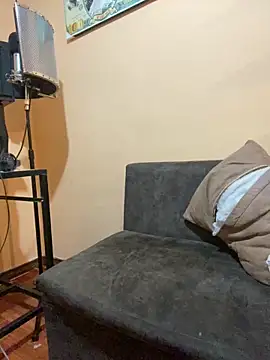 Snapshot of Isisflame chatting on February 18, 2026, 3:15 am Isisflame online show from February 18, 2026, 3:15 am