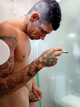 Snapshot of xirie98 chatting on October 20, 2025, 1:11 pm xirie98 online show from October 20, 2025, 1:11 pm