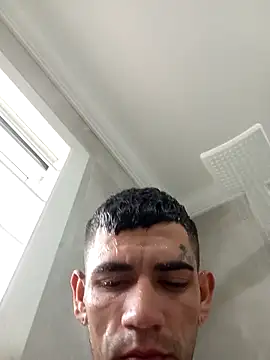 Snapshot of xirie98 chatting on October 16, 2025, 1:08 pm xirie98 online show from October 16, 2025, 1:08 pm