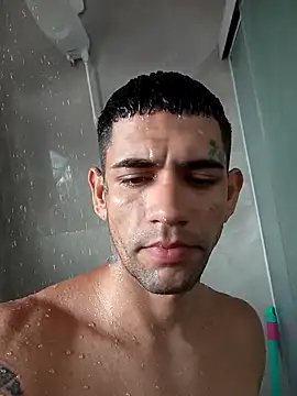 Snapshot of xirie98 chatting on September 15, 2025, 12:16 pm xirie98 online show from September 15, 2025, 12:16 pm