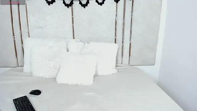 Snapshot of Lilith_dry chatting on October 23, 2025, 2:16 pm Lilith dry online show from October 23, 2025, 2:16 pm