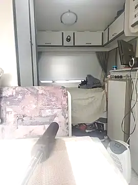 Snapshot of slaveman4you chatting on October 21, 2025, 12:15 pm slaveman4you online show from October 21, 2025, 12:15 pm