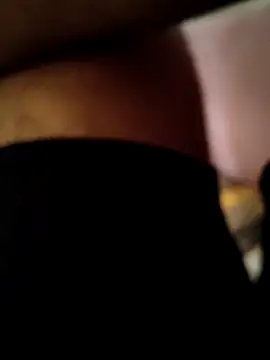 riyamore9623 online show from October 28, 2025, 8:57 am