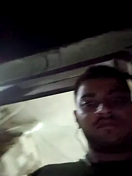 riyamore9623 online show from October 15, 2025, 1:52 pm