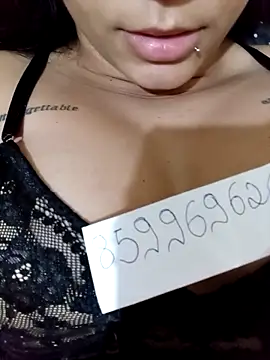 Snapshot of clarinha2 chatting on October 3, 2025, 1:09 am clarinha2 online show from October 3, 2025, 1:09 am