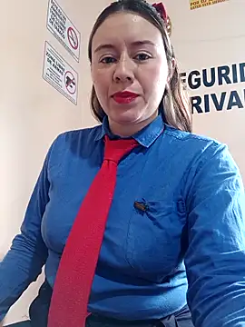 Hannah-colx online show from April 24, 2026, 4:31 pm