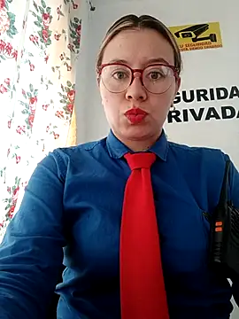 Snapshot of Hannah-colx chatting on November 24, 2025, 5:13 pm Hannah-colx online show from November 24, 2025, 5:13 pm