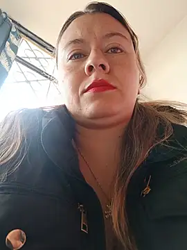 Snapshot of Hannah-colx chatting on June 29, 2026, 5:34 pm Hannah-colx online show from June 29, 2026, 5:34 pm