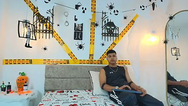 DannySamm online show from October 28, 2025, 12:04 pm