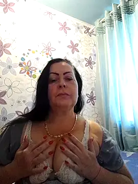 430LekaLove online show from September 27, 2025, 1:28 pm