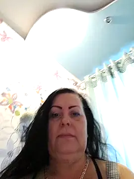 430LekaLove online show from September 19, 2025, 12:53 pm