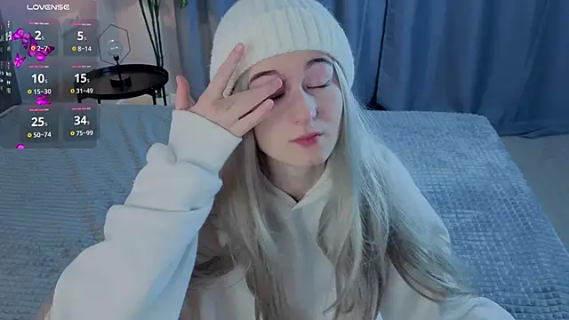 Mary Smitt online show from October 26, 2025, 5:13 pm