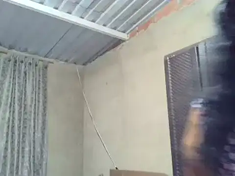 Snapshot of _Cristal chatting on October 5, 2025, 12:23 am Cristal online show from October 5, 2025, 12:23 am