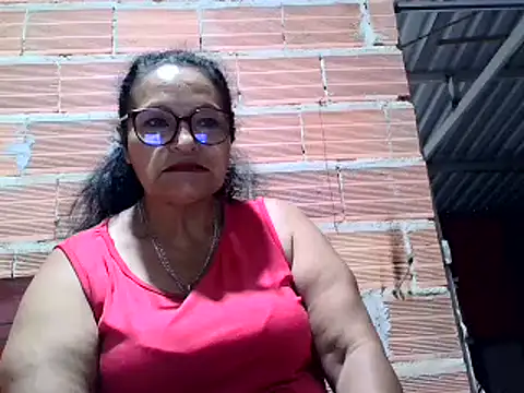 Snapshot of _Cristal chatting on October 16, 2025, 11:18 am Cristal online show from October 16, 2025, 11:18 am