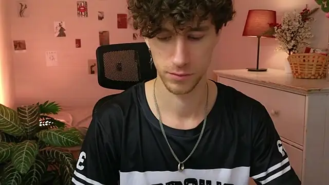 Snapshot of mark_caron chatting on February 6, 2026, 8:27 pm mark caron online show from February 6, 2026, 8:27 pm