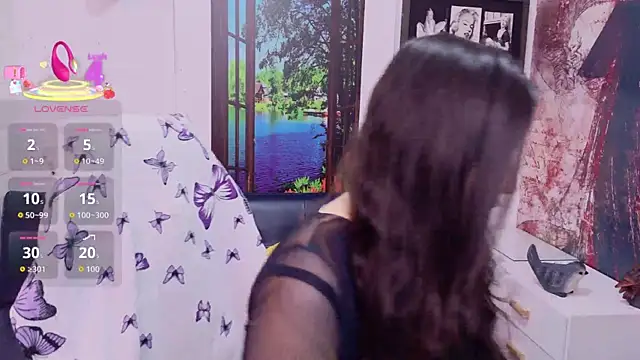 Snapshot of Eva_Roussell chatting on June 27, 2026, 2:56 pm Eva Roussell online show from June 27, 2026, 2:56 pm