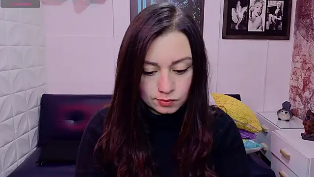 Snapshot of Eva_Roussell chatting on July 8, 2026, 3:13 pm Eva Roussell online show from July 8, 2026, 3:13 pm