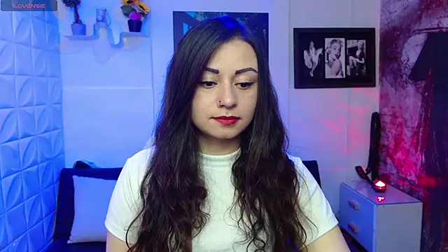 Eva Roussell online show from October 27, 2025, 2:29 pm