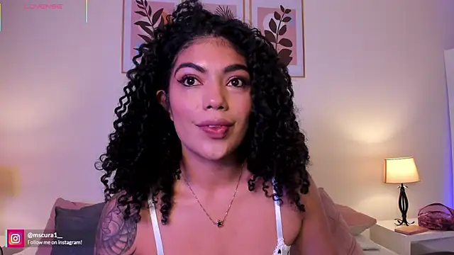 Snapshot of miss_curazao chatting on June 18, 2026, 1:27 pm miss curazao online show from June 18, 2026, 1:27 pm