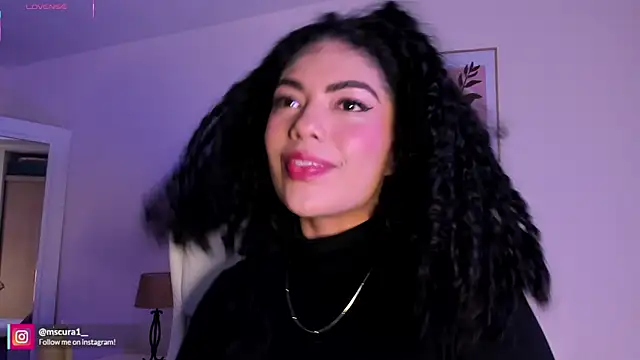 Snapshot of miss_curazao chatting on August 4, 2026, 1:04 pm miss curazao online show from August 4, 2026, 1:04 pm