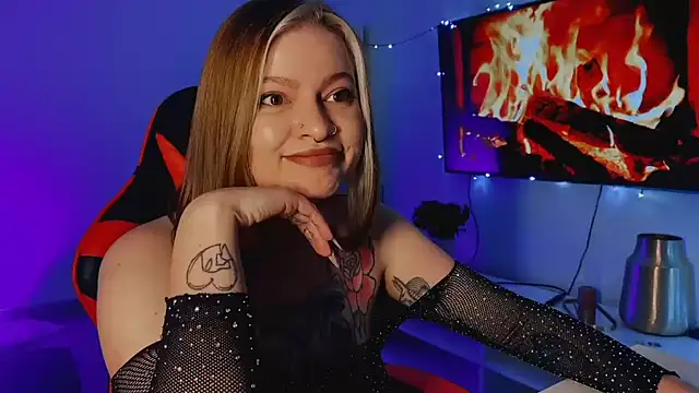 Mia Kamp online show from January 9, 2026, 6:59 pm