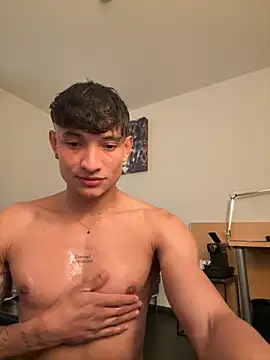 Snapshot of DavisFirb chatting on October 4, 2025, 10:11 pm DavisFirb online show from October 4, 2025, 10:11 pm