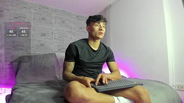 Snapshot of DavisFirb chatting on September 13, 2025, 1:16 am DavisFirb online show from September 13, 2025, 1:16 am