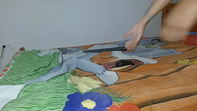 Snapshot of smallkarlakarla chatting on November 10, 2025, 4:23 pm smallkarlakarla online show from November 10, 2025, 4:23 pm