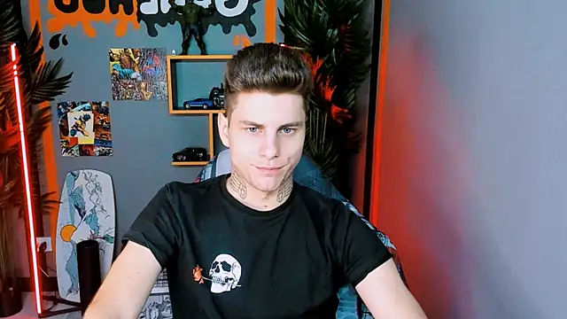 JackWolw online show from September 18, 2025, 10:29 am