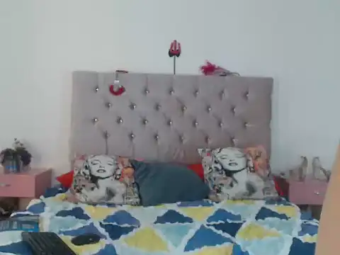 Kitty Hotty online show from September 26, 2025, 2:07 am