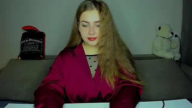 Snapshot of yourgem__ chatting on September 17, 2025, 7:27 pm yourgem online show from September 17, 2025, 7:27 pm