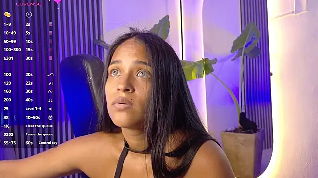 Snapshot of _Gaaia_ chatting on October 16, 2025, 8:06 pm Gaaia online show from October 16, 2025, 8:06 pm