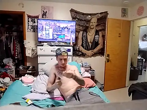 jizzyglizzy92 online show from September 16, 2025, 6:42 pm