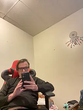 NicPolaris online show from April 5, 2026, 4:02 pm