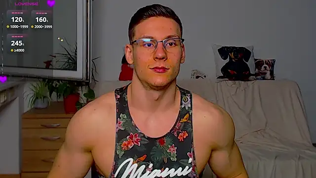 Snapshot of ZeinMiracles chatting on March 21, 2026, 8:24 pm ZeinMiracles online show from March 21, 2026, 8:24 pm