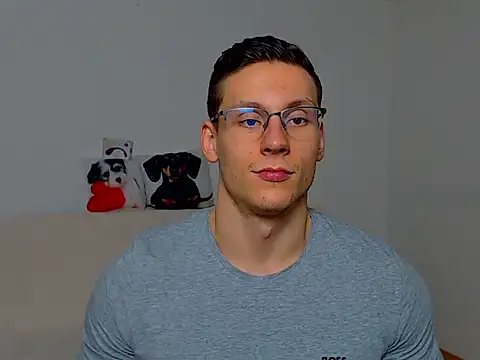 Snapshot of ZeinMiracles chatting on October 7, 2025, 6:53 pm ZeinMiracles online show from October 7, 2025, 6:53 pm