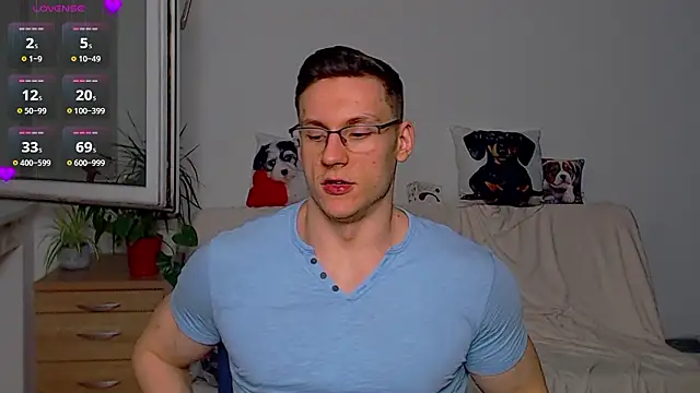 Snapshot of ZeinMiracles chatting on March 19, 2026, 8:53 pm ZeinMiracles online show from March 19, 2026, 8:53 pm