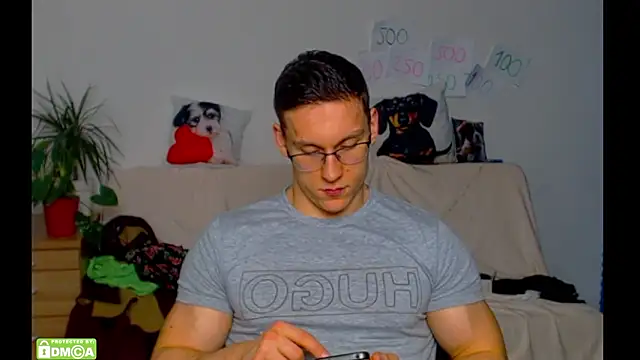 Snapshot of ZeinMiracles chatting on February 19, 2026, 9:01 pm ZeinMiracles online show from February 19, 2026, 9:01 pm