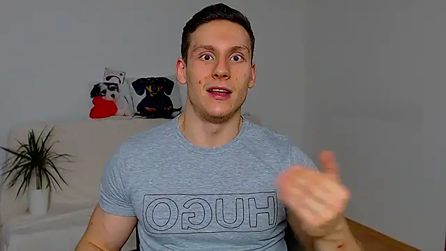 Snapshot of ZeinMiracles chatting on November 11, 2025, 11:09 pm ZeinMiracles online show from November 11, 2025, 11:09 pm