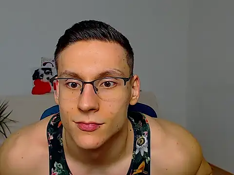 Snapshot of ZeinMiracles chatting on October 18, 2025, 7:16 pm ZeinMiracles online show from October 18, 2025, 7:16 pm