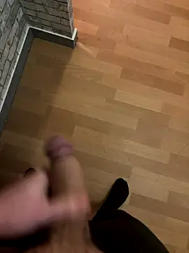 Snapshot of cook907920 chatting on December 14, 2025, 3:28 pm cook907920 online show from December 14, 2025, 3:28 pm