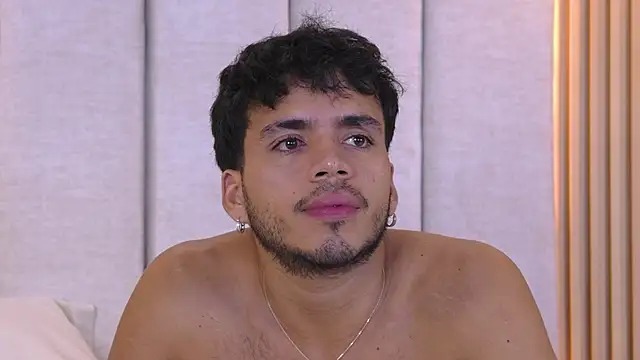 Snapshot of AlexanderJordan chatting on November 14, 2025, 12:14 am AlexanderJordan online show from November 14, 2025, 12:14 am