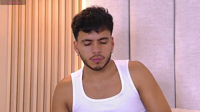 Snapshot of AlexanderJordan chatting on October 17, 2025, 10:22 pm AlexanderJordan online show from October 17, 2025, 10:22 pm