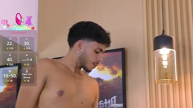 Snapshot of AlexanderJordan chatting on October 14, 2025, 11:14 pm AlexanderJordan online show from October 14, 2025, 11:14 pm