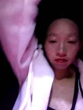 tcm-cute online show from November 3, 2025, 8:45 pm