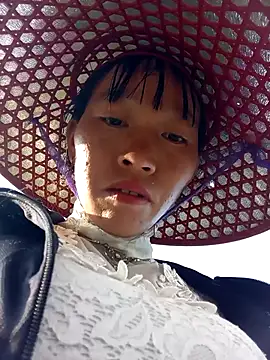 tcm-cute online show from October 19, 2025, 9:01 am